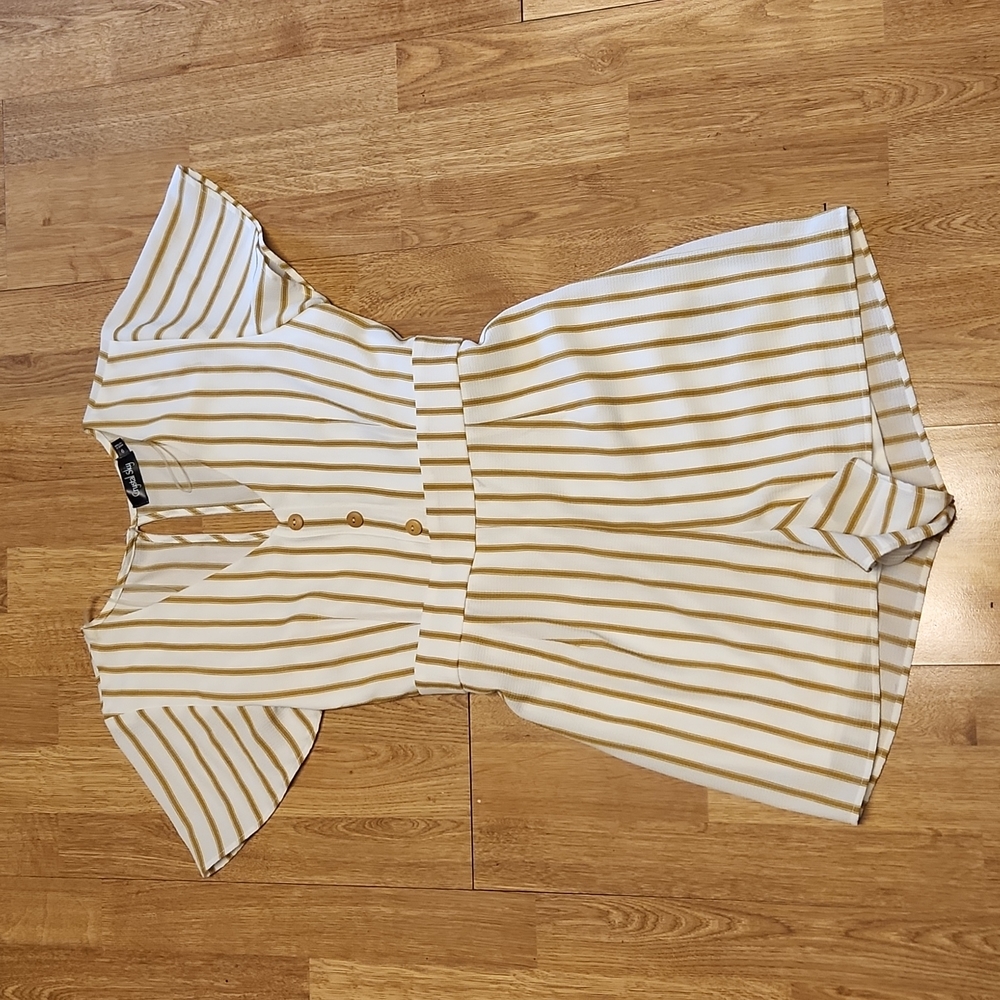Crystal Sky mustard/white striped romper sz 9